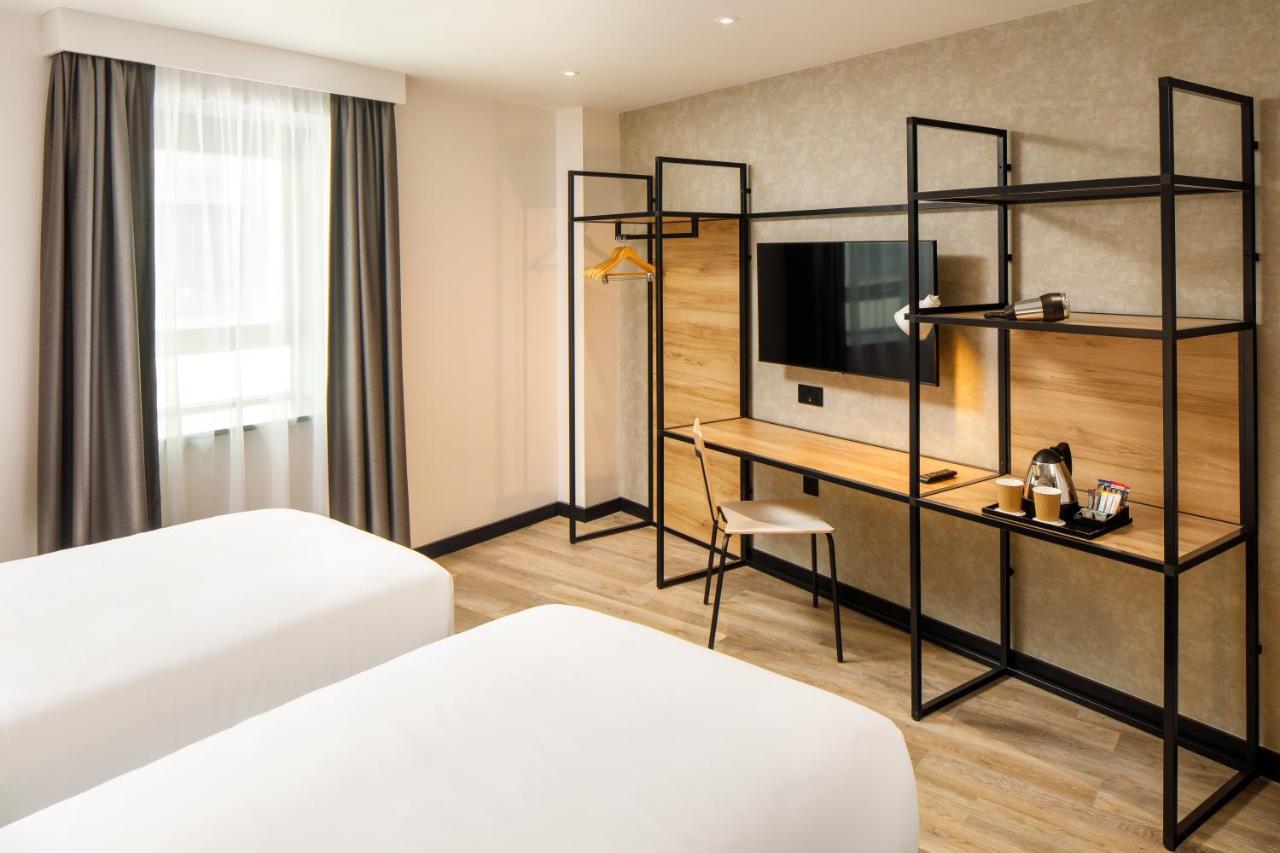 Ibis London Sutton Point Hotell Eksteriør bilde